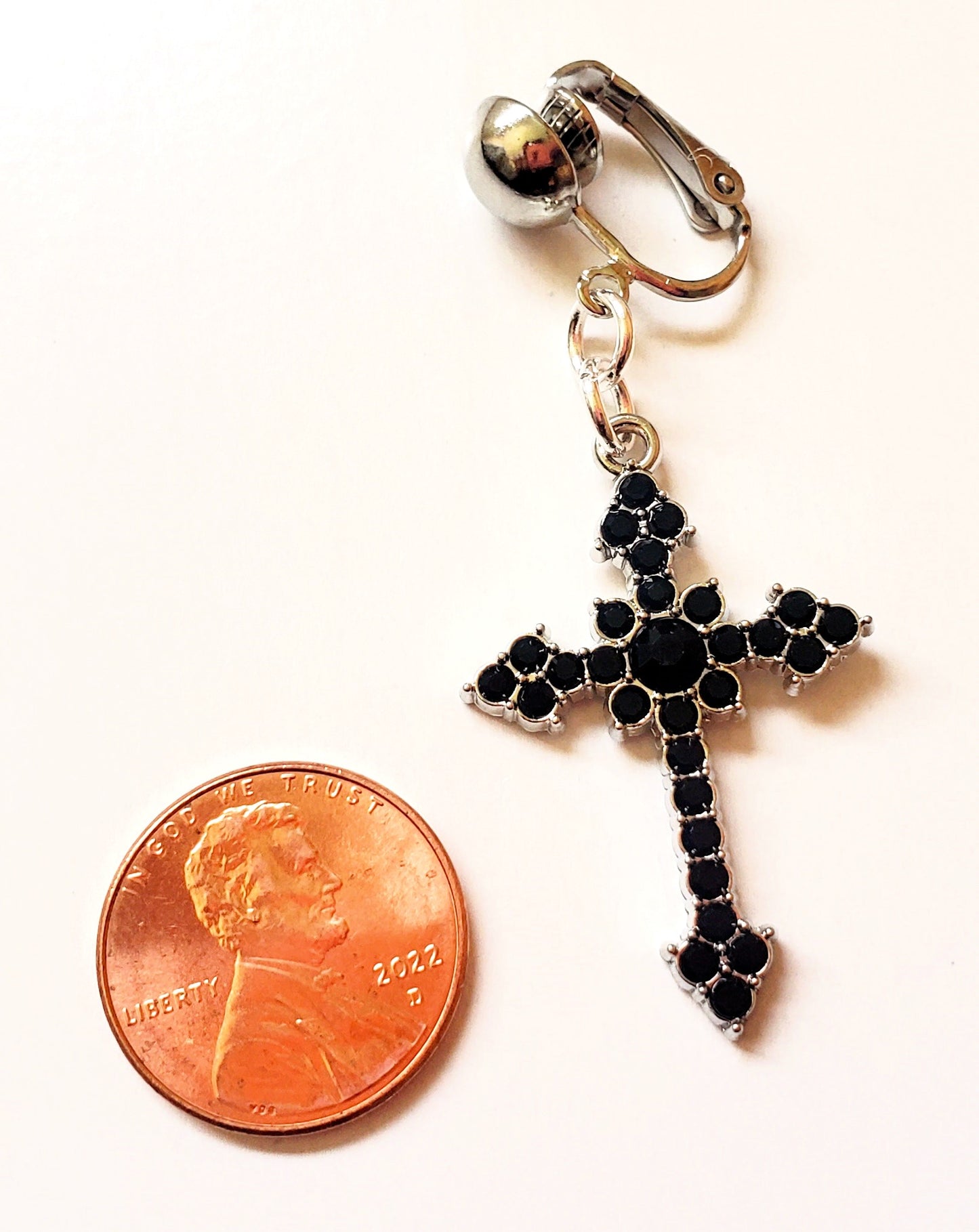 Gothic Cross Clip On Pussy Clitoral Jewelry