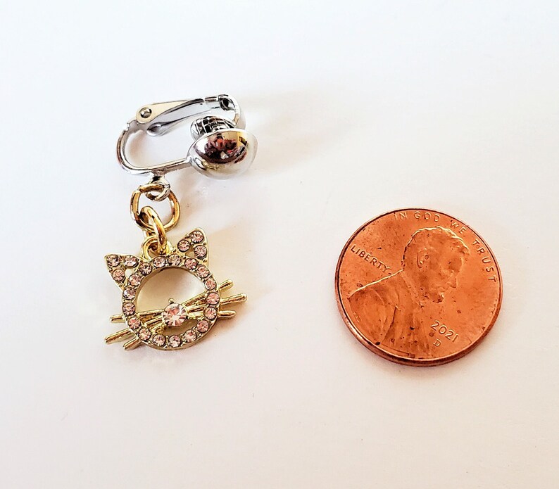 Kitty Cat Pussy Jewelry, Erotic Clip On Fake Labia Piercing