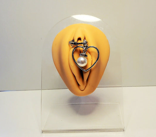 Pearl Pussy Jewelry Clip On